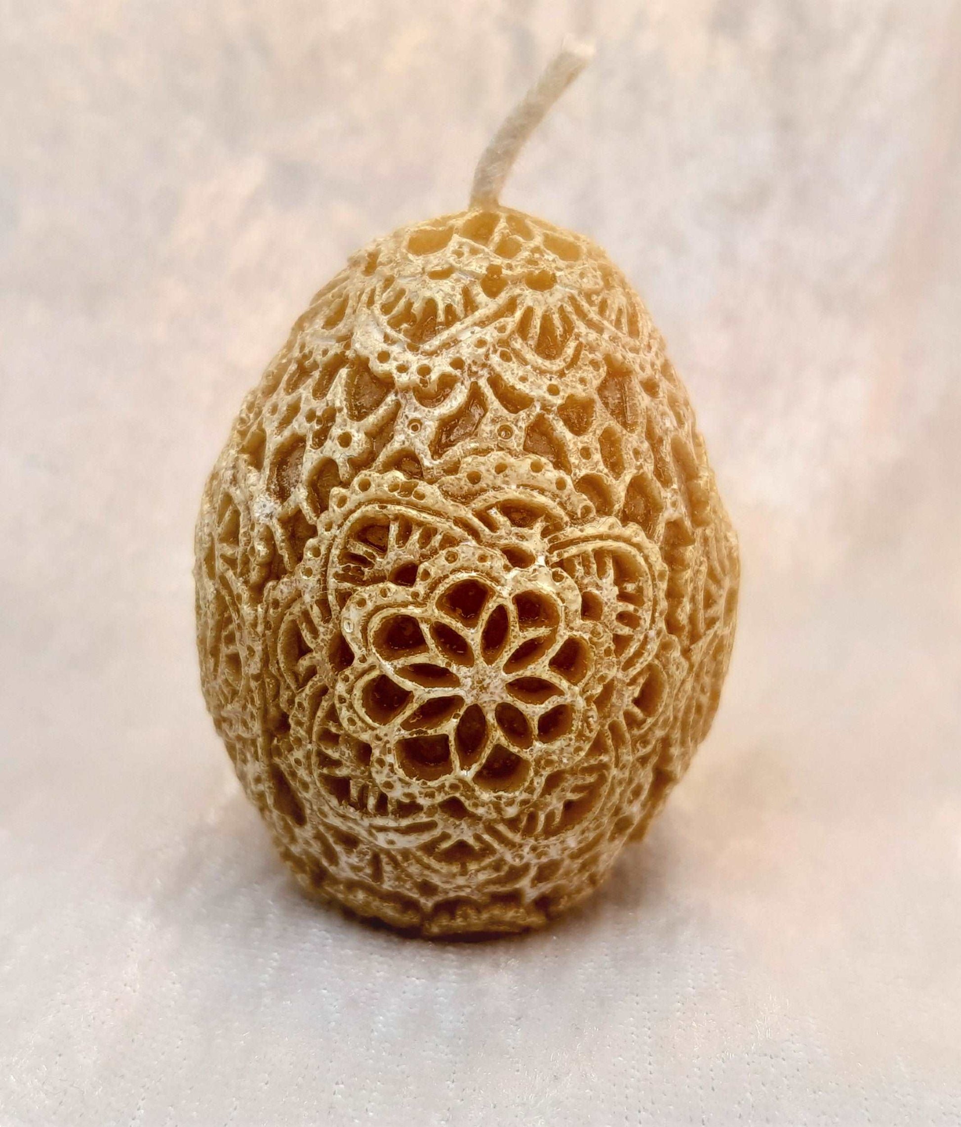 Bienenwachskerze Ei mit Spitze