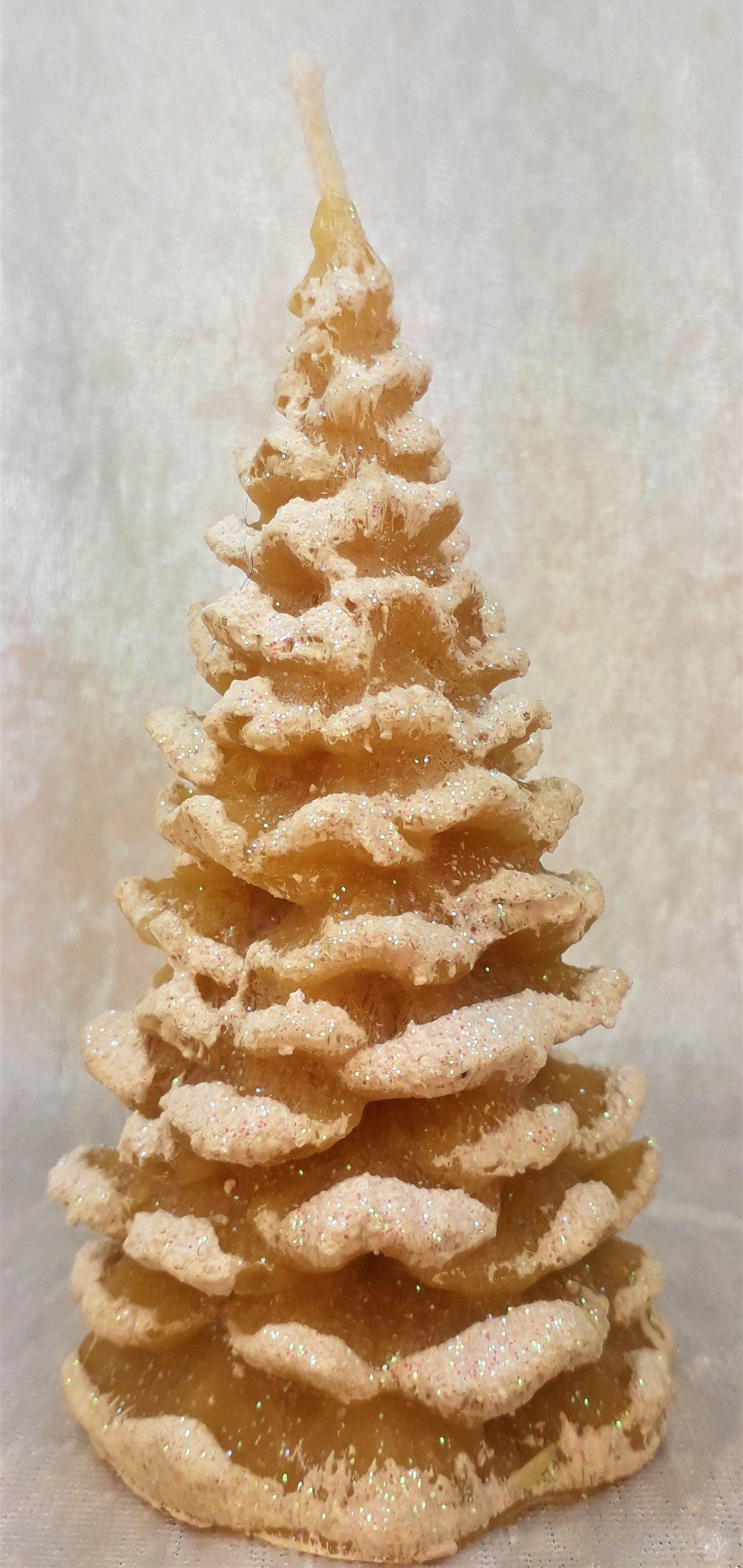 Bienenwachs-Kerze Weihnachtsbaum m. Schnee, Größe 6x11 cm - Berliner Spezialitäten